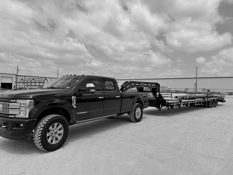 Black and white flatbed